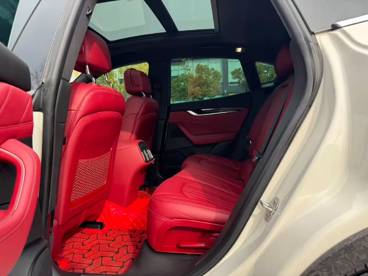 2019 Maserati Levante 3.0T 350HP V6 8AT,autocango,china used car exporter,china ev exporter,chinese used car exporter,chinese used ev exporter