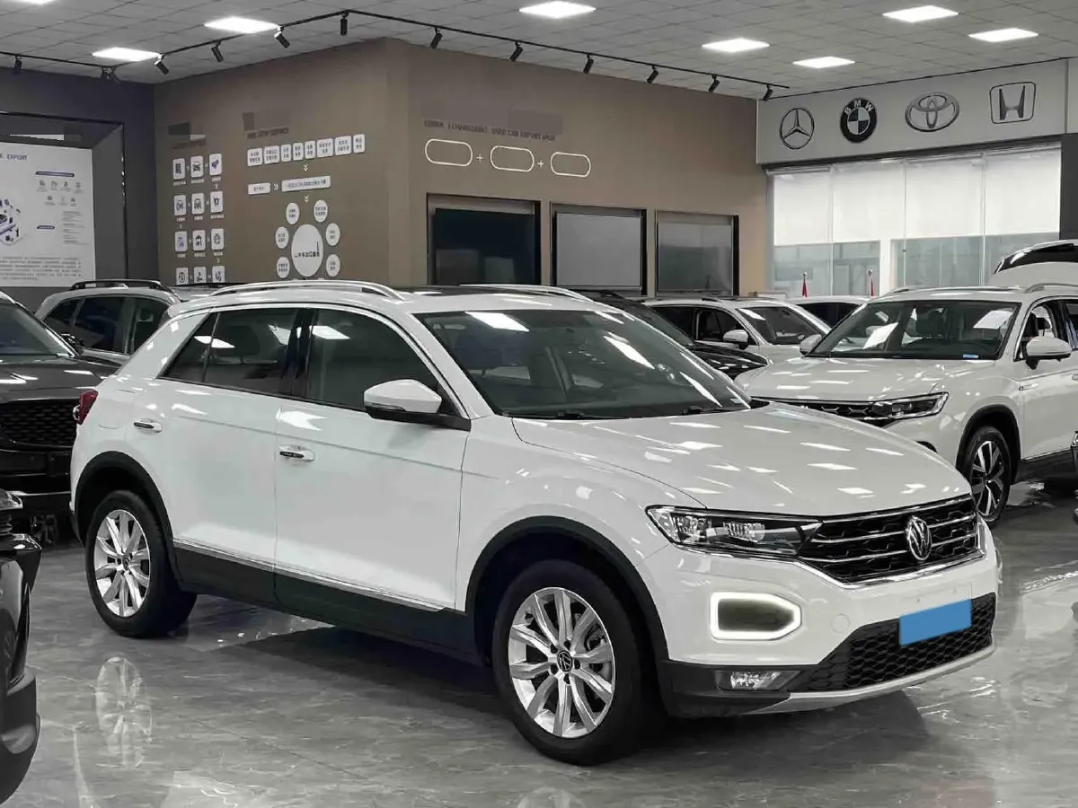 2021 Volkswagen T-Roc 1.4T 150HP L4 7DCT,autocango,china used car exporter,china ev exporter,chinese used car exporter,chinese used ev exporter