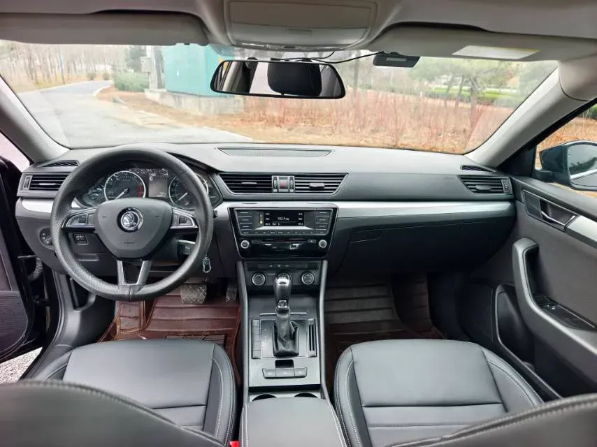 2018 Nissan Terra 2.5L 184HP L4 7AT,autocango,china used car exporter,china ev exporter,chinese used car exporter,chinese used ev exporter