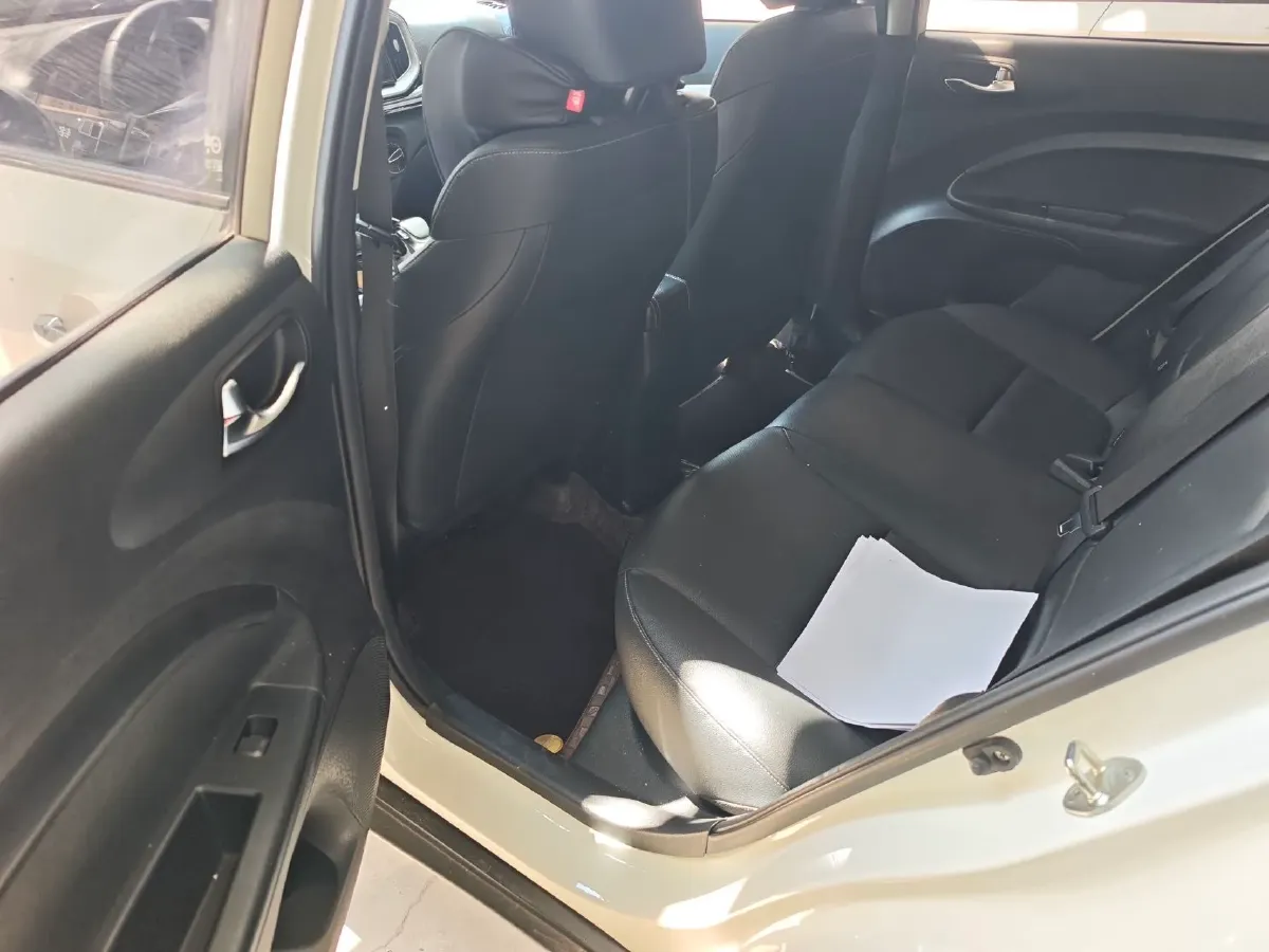 2021 Kia KX1 1.4L 100HP L4 6AT,autocango,china used car exporter,china ev exporter,chinese used car exporter,chinese used ev exporter