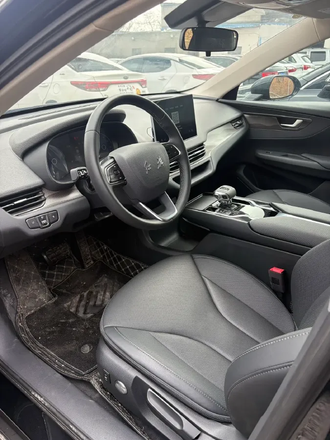 2023 HongQi E-QM5 BEV 54KWH,autocango,china used car exporter,china ev exporter,chinese used car exporter,chinese used ev exporter