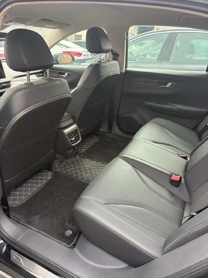 2023 HongQi E-QM5 BEV 54KWH,autocango,china used car exporter,china ev exporter,chinese used car exporter,chinese used ev exporter