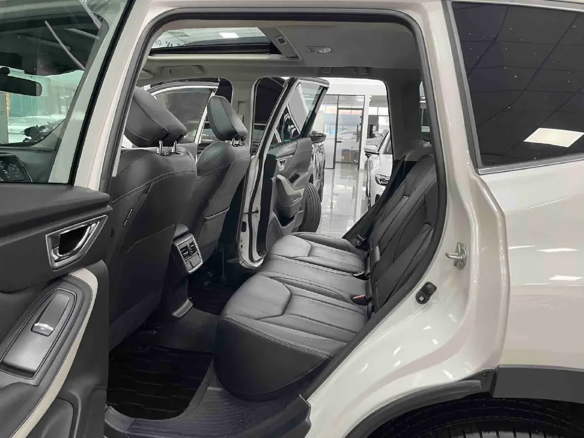 2021 Subaru Forester 2.0L 154HP H4 CVT,autocango,china used car exporter,china ev exporter,chinese used car exporter,chinese used ev exporter