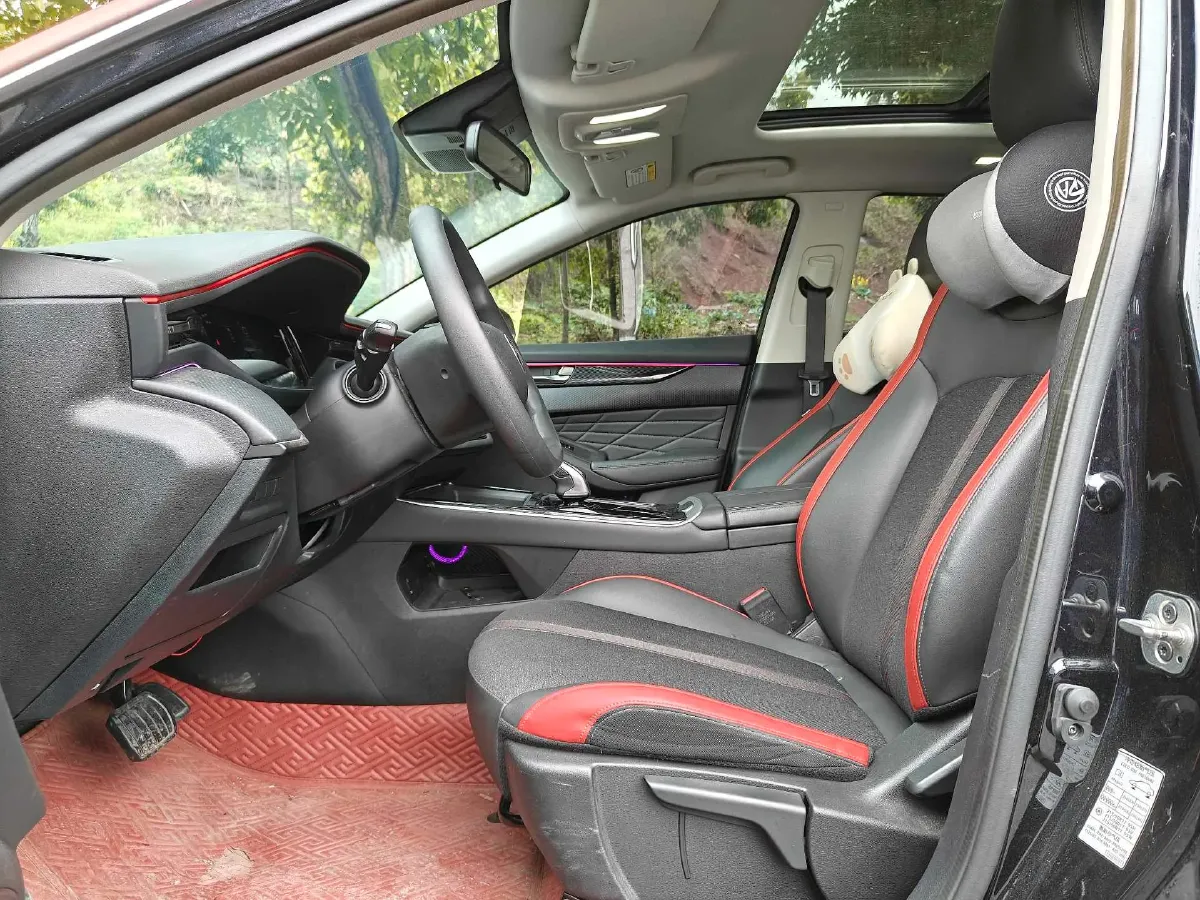 2023 DongFeng Aeolus YiXuan MAX 1.5T 190HP L4 7DCT,autocango,china used car exporter,china ev exporter,chinese used car exporter,chinese used ev exporter