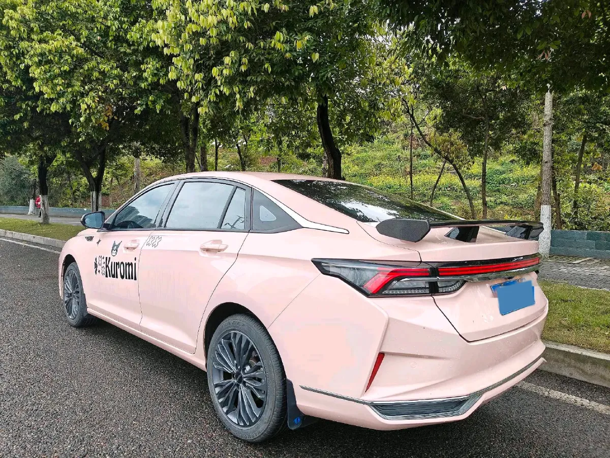 2023 DongFeng Aeolus YiXuan MAX 1.5T 190HP L4 7DCT,autocango,china used car exporter,china ev exporter,chinese used car exporter,chinese used ev exporter