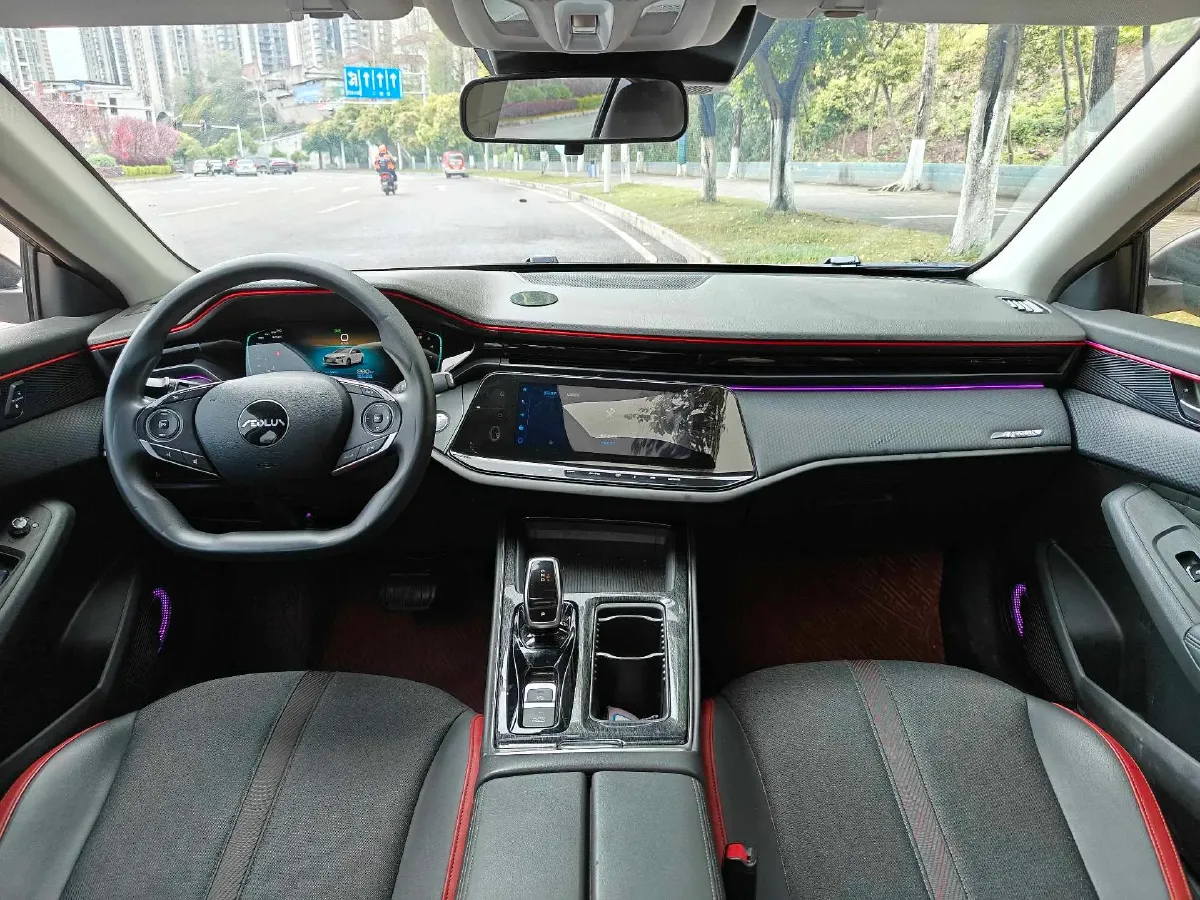 2023 DongFeng Aeolus YiXuan MAX 1.5T 190HP L4 7DCT,autocango,china used car exporter,china ev exporter,chinese used car exporter,chinese used ev exporter