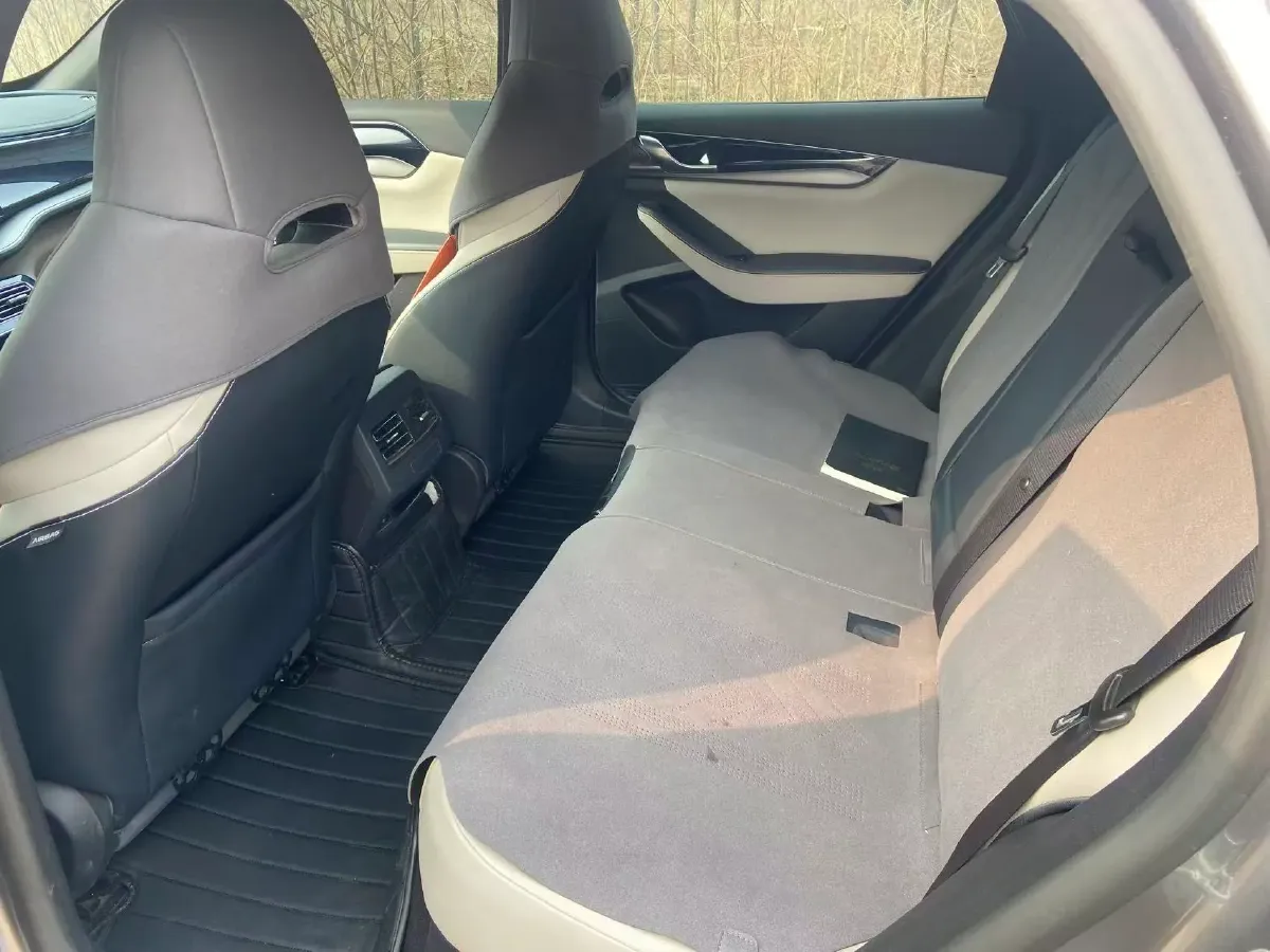 2021 Haval F7 1.5T 169HP L4 7DCT,autocango,china used car exporter,china ev exporter,chinese used car exporter,chinese used ev exporter