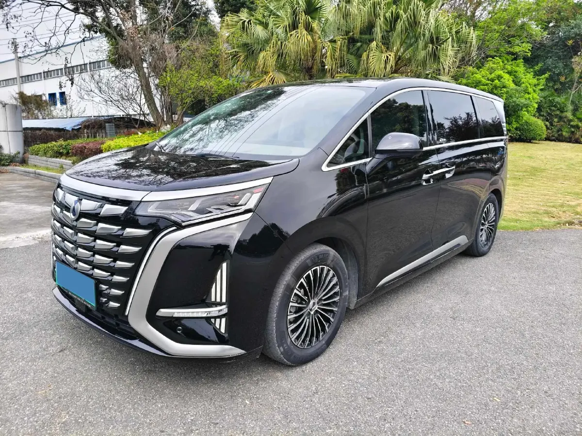 2022 Mercedes-Benz GLC Class 2.0T 197HP L4 9AT,autocango,china used car exporter,china ev exporter,chinese used car exporter,chinese used ev exporter