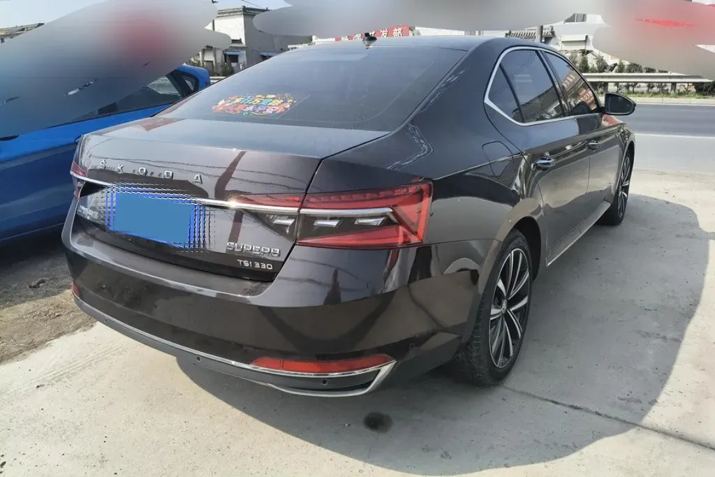 2019 Skoda Superb 2.0T 186HP L4 7DCT,autocango,china used car exporter,china ev exporter,chinese used car exporter,chinese used ev exporter