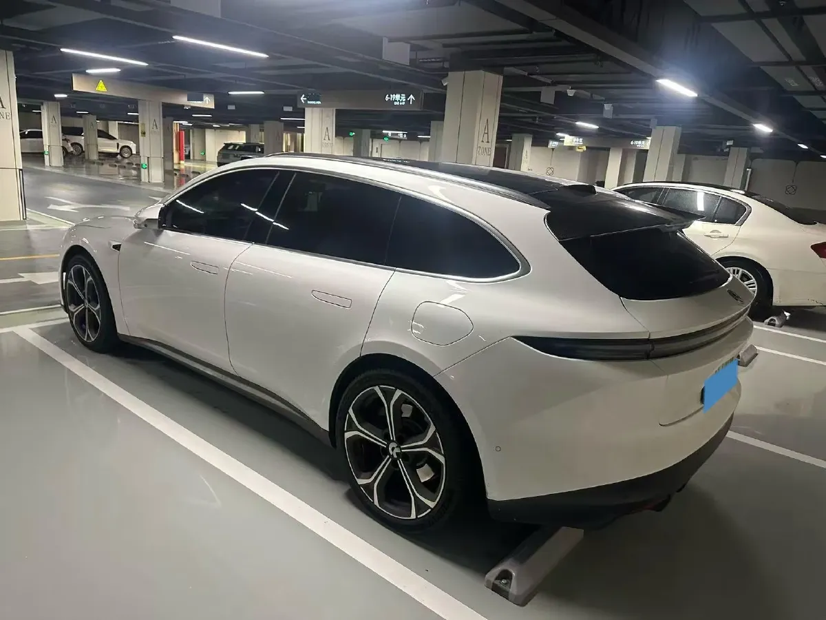 2023 NIO ET5T BEV 75KWH,autocango,china used car exporter,china ev exporter,chinese used car exporter,chinese used ev exporter