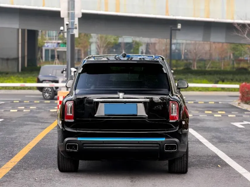 2024 Rolls-Royce Cullinan 6.7T 571HP V12 8AT,autocango,china used car exporter,china ev exporter,chinese used car exporter,chinese used ev exporter