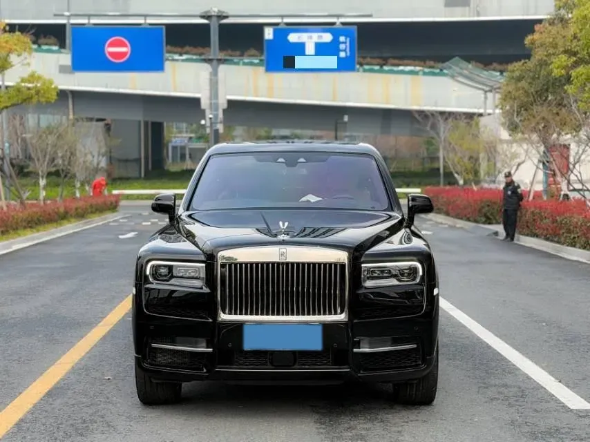 2024 Rolls-Royce Cullinan 6.7T 571HP V12 8AT,autocango,china used car exporter,china ev exporter,chinese used car exporter,chinese used ev exporter