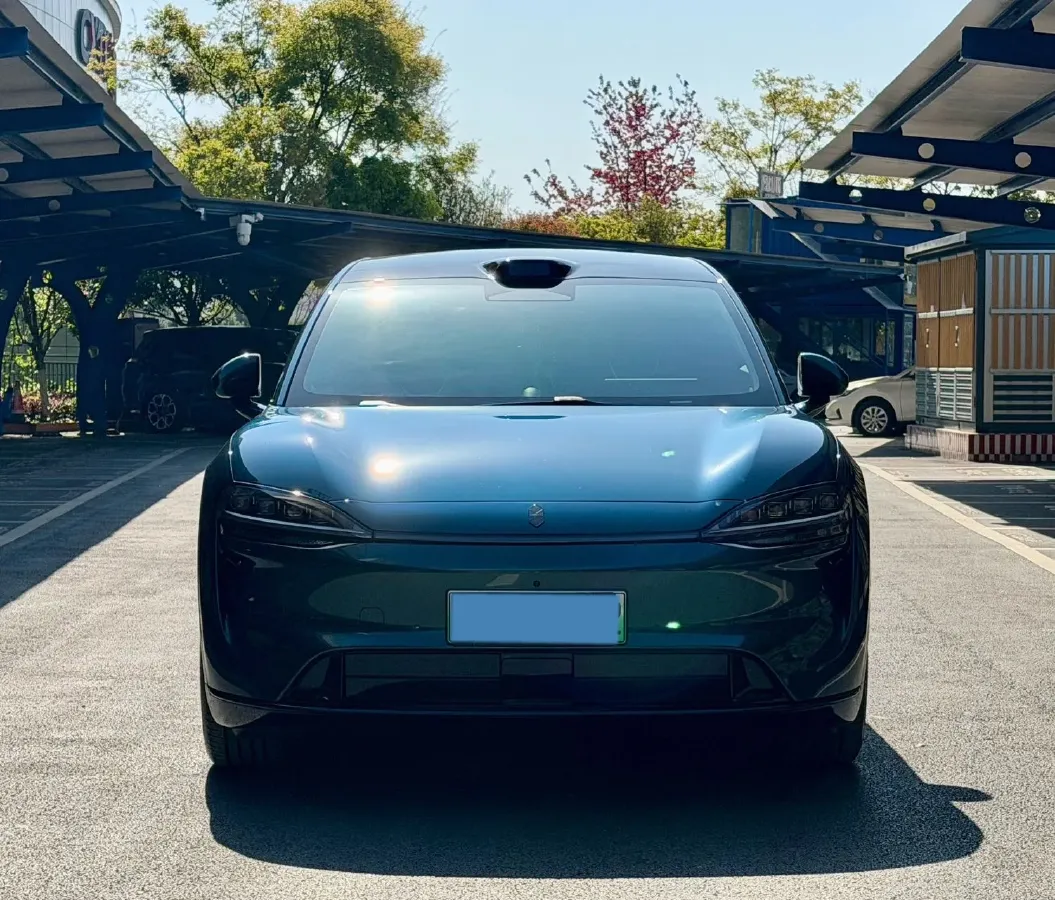 2026 Luxeed R7 REEV 156HP REEV,autocango,china used car exporter,china ev exporter,chinese used car exporter,chinese used ev exporter