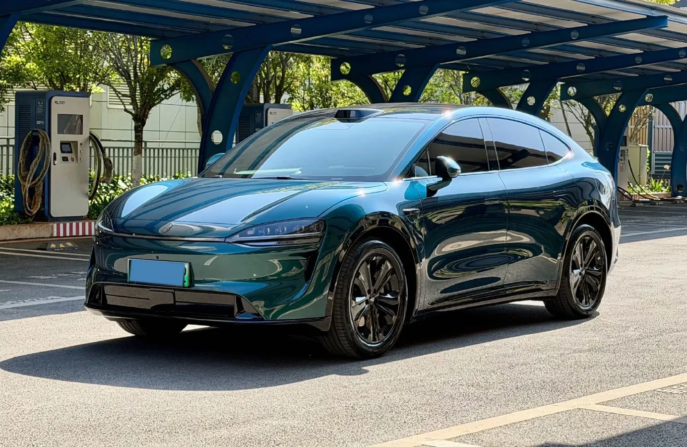 2026 Luxeed R7 REEV 156HP REEV,autocango,china used car exporter,china ev exporter,chinese used car exporter,chinese used ev exporter