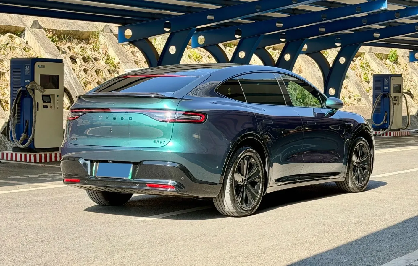 2026 Luxeed R7 REEV 156HP REEV,autocango,china used car exporter,china ev exporter,chinese used car exporter,chinese used ev exporter