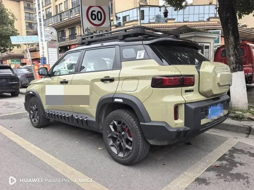 2025 Geely Cowboy 1.5T 181HP L4 7DCT,autocango,china used car exporter,china ev exporter,chinese used car exporter,chinese used ev exporter