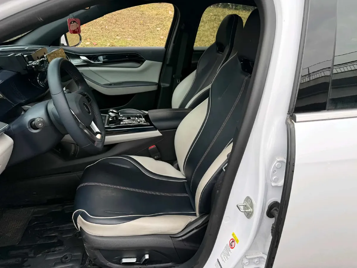 2021 Haval F7 1.5T 169HP L4 7DCT,autocango,china used car exporter,china ev exporter,chinese used car exporter,chinese used ev exporter