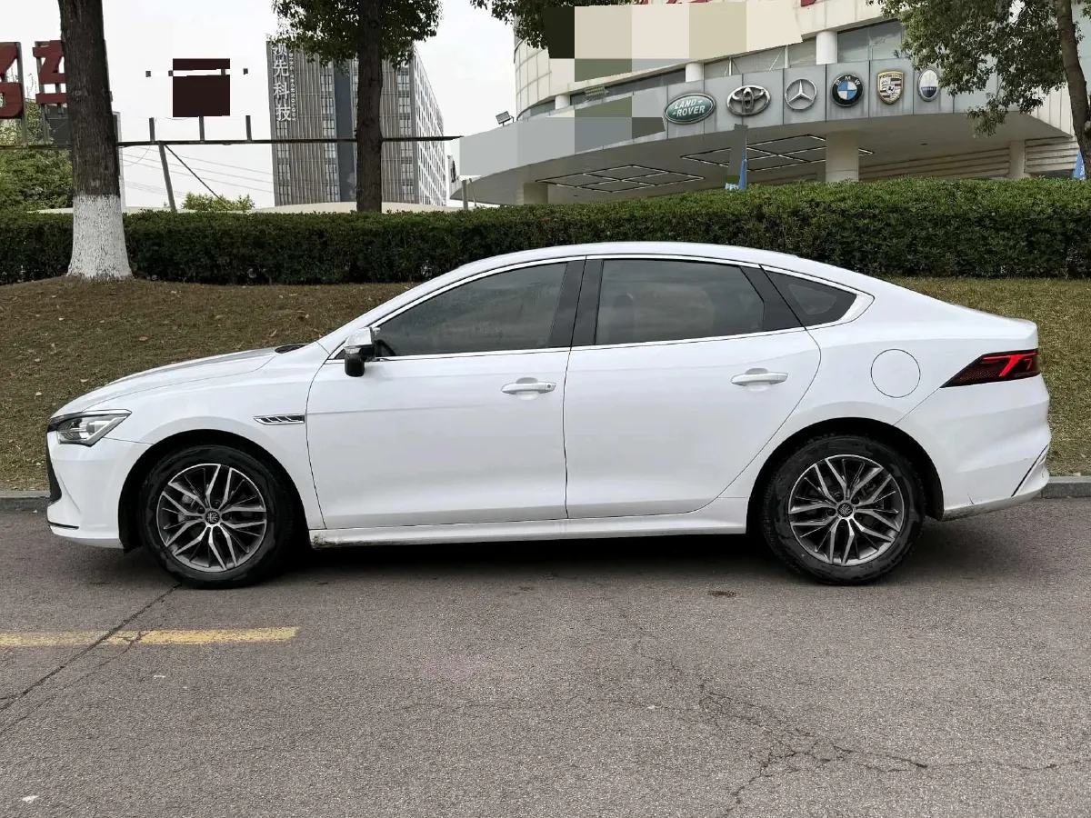 2021 Haval F7 1.5T 169HP L4 7DCT,autocango,china used car exporter,china ev exporter,chinese used car exporter,chinese used ev exporter