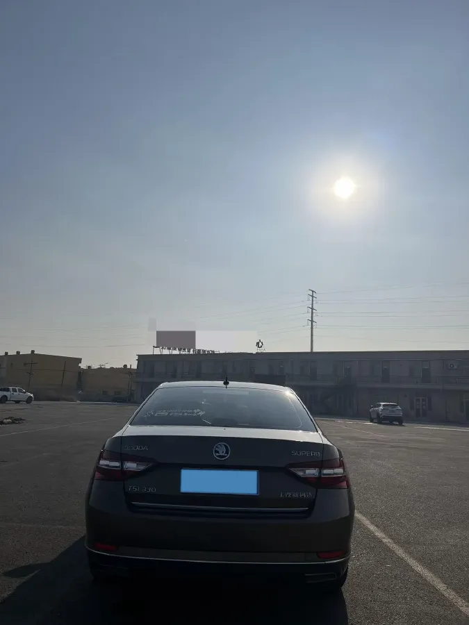 2018 Skoda Kodiak 1.8T 180HP L4 7DCT,autocango,china used car exporter,china ev exporter,chinese used car exporter,chinese used ev exporter