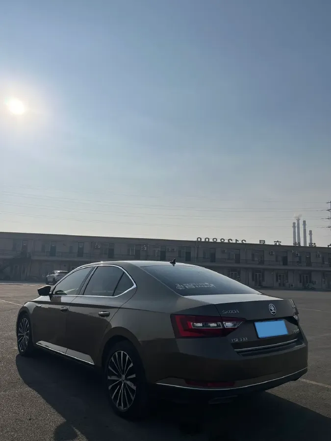 2018 Skoda Kodiak 1.8T 180HP L4 7DCT,autocango,china used car exporter,china ev exporter,chinese used car exporter,chinese used ev exporter