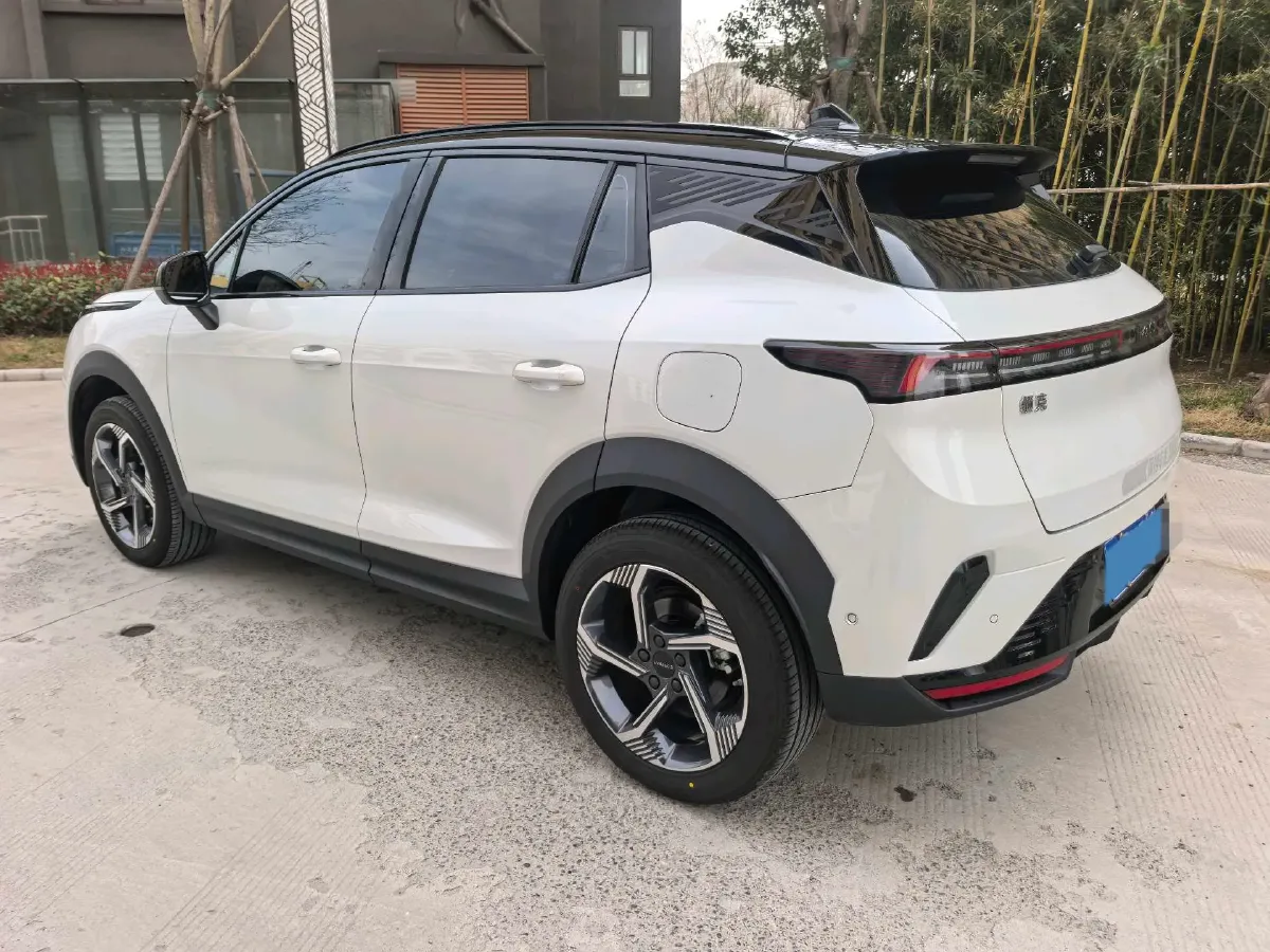 2025 LYNK&CO 06 1.5T 181HP L4 7DCT,autocango,china used car exporter,china ev exporter,chinese used car exporter,chinese used ev exporter