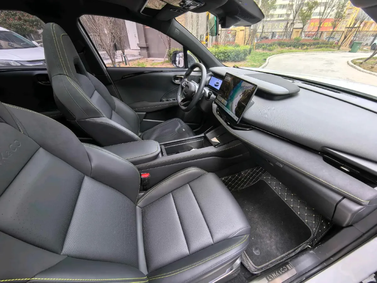 2025 LYNK&CO 06 1.5T 181HP L4 7DCT,autocango,china used car exporter,china ev exporter,chinese used car exporter,chinese used ev exporter