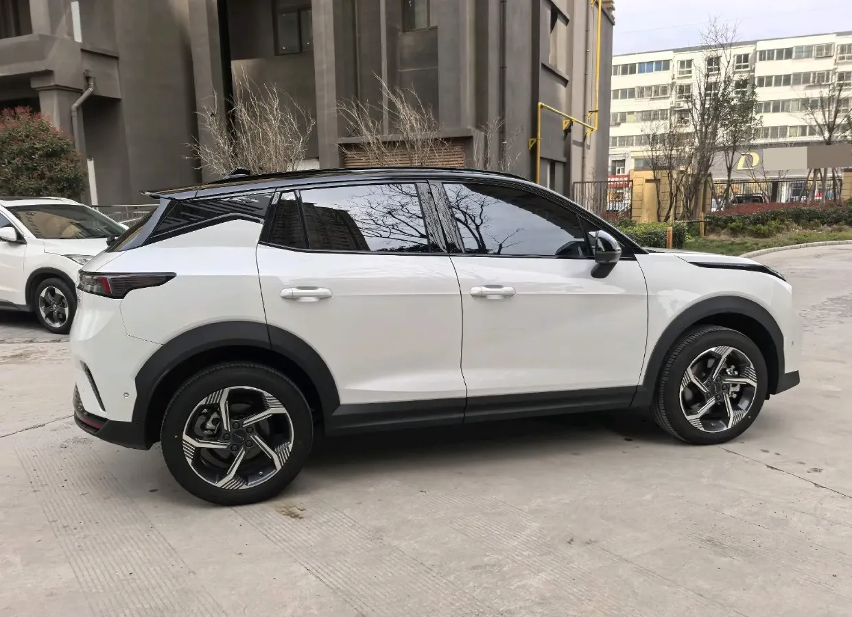 2025 LYNK&CO 06 1.5T 181HP L4 7DCT,autocango,china used car exporter,china ev exporter,chinese used car exporter,chinese used ev exporter