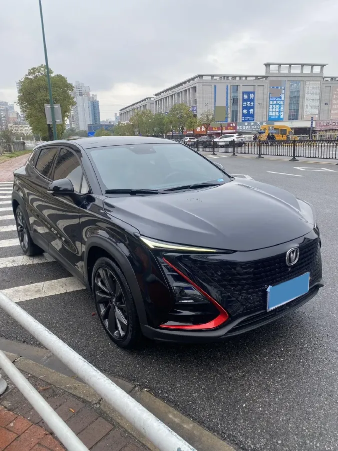 2020 ChangAn UNI-T 1.5T 180HP L4 7DCT,autocango,china used car exporter,china ev exporter,chinese used car exporter,chinese used ev exporter