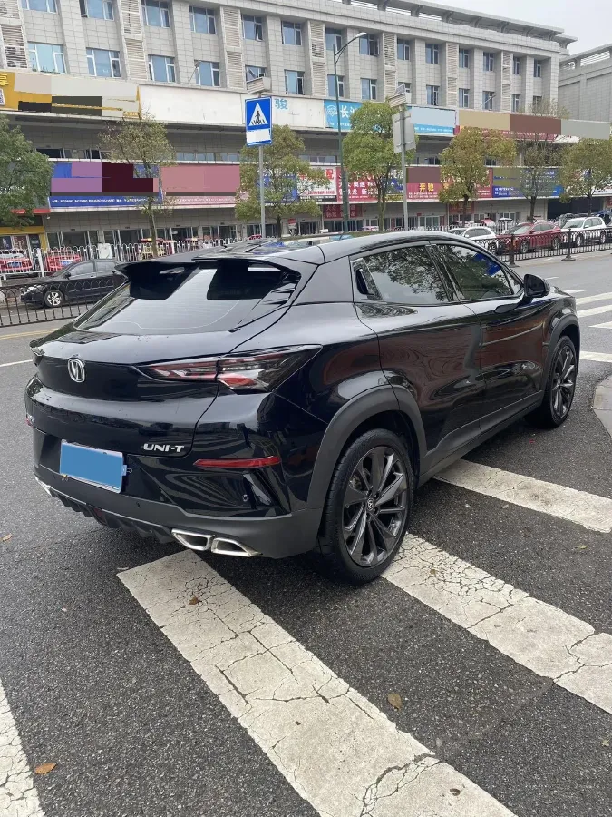 2020 ChangAn UNI-T 1.5T 180HP L4 7DCT,autocango,china used car exporter,china ev exporter,chinese used car exporter,chinese used ev exporter