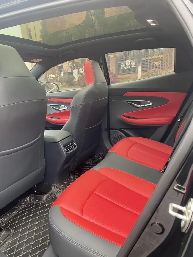 2020 ChangAn UNI-T 1.5T 180HP L4 7DCT,autocango,china used car exporter,china ev exporter,chinese used car exporter,chinese used ev exporter