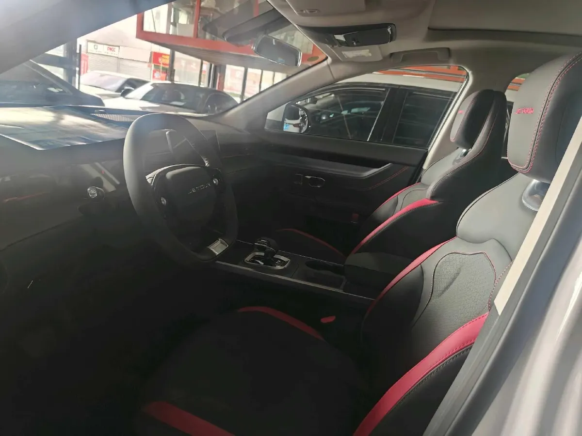 2025 Jetour DASHING 1.5T 156HP L4 6DCT,autocango,china used car exporter,china ev exporter,chinese used car exporter,chinese used ev exporter