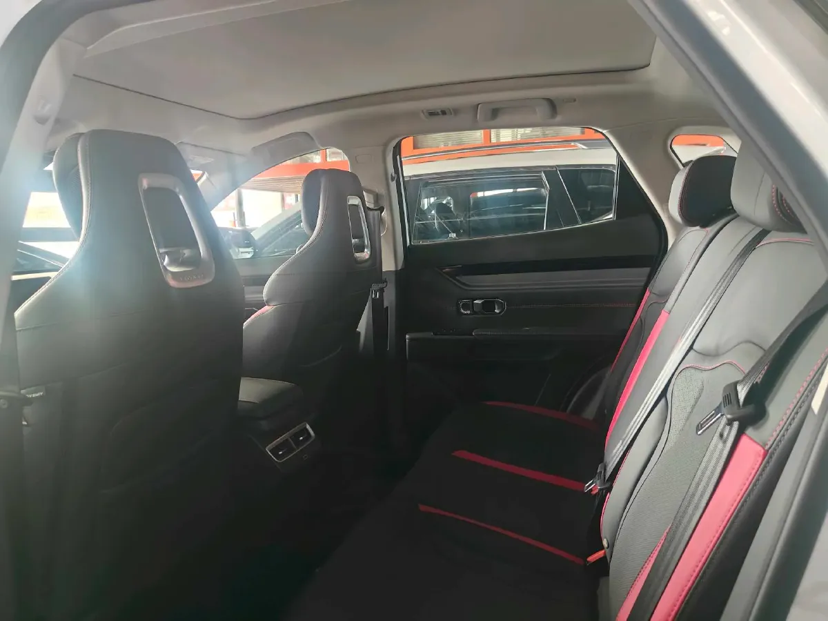 2025 Jetour DASHING 1.5T 156HP L4 6DCT,autocango,china used car exporter,china ev exporter,chinese used car exporter,chinese used ev exporter