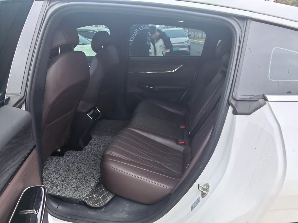 2025 ChangAn QiYuan A07 REEV 98HP REEV 28.4KWH,autocango,china used car exporter,china ev exporter,chinese used car exporter,chinese used ev exporter