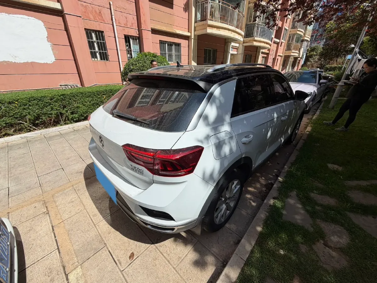 2018 Mitsubishi Eclipse Cross 1.5T 170HP L4 CVT,autocango,china used car exporter,china ev exporter,chinese used car exporter,chinese used ev exporter