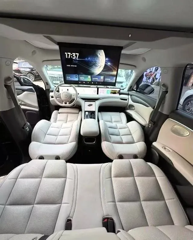 2025 IM LS6 BEV 75KWH,autocango,china used car exporter,china ev exporter,chinese used car exporter,chinese used ev exporter