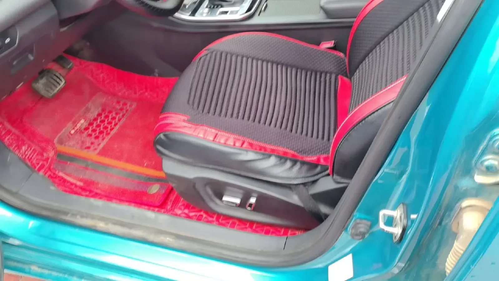 2020 DongFeng Aeolus YiXuan 1.5T 150HP L4 6DCT,autocango,china used car exporter,china ev exporter,chinese used car exporter,chinese used ev exporter