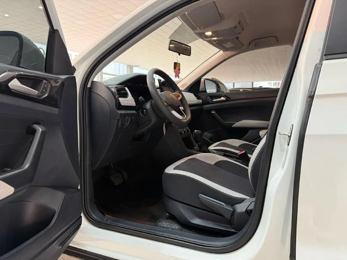 2025 Volkswagen Tharu 1.5L 110HP L4 6AT,autocango,china used car exporter,china ev exporter,chinese used car exporter,chinese used ev exporter