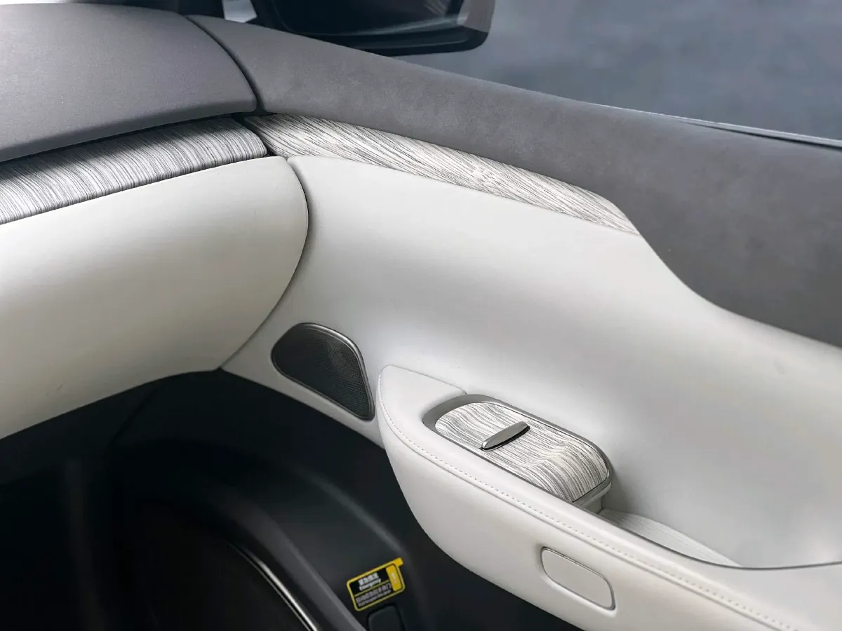 2021 Volkswagen ID.6 Crozz BEV 84.8KWH,autocango,china used car exporter,china ev exporter,chinese used car exporter,chinese used ev exporter