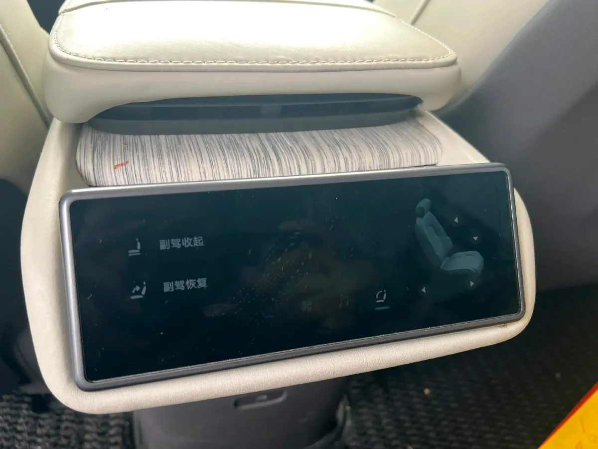 2021 Volkswagen ID.6 Crozz BEV 84.8KWH,autocango,china used car exporter,china ev exporter,chinese used car exporter,chinese used ev exporter