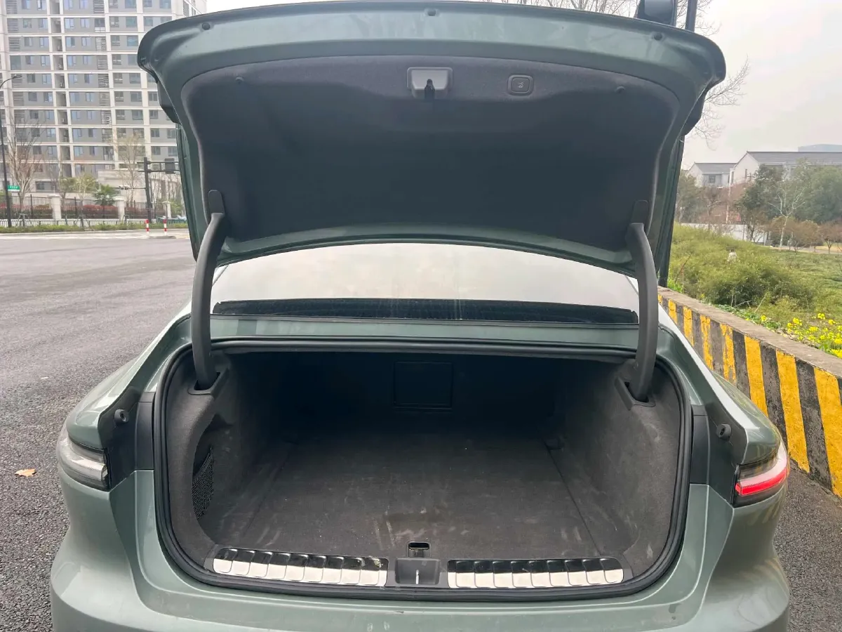 2021 Volkswagen ID.6 Crozz BEV 84.8KWH,autocango,china used car exporter,china ev exporter,chinese used car exporter,chinese used ev exporter