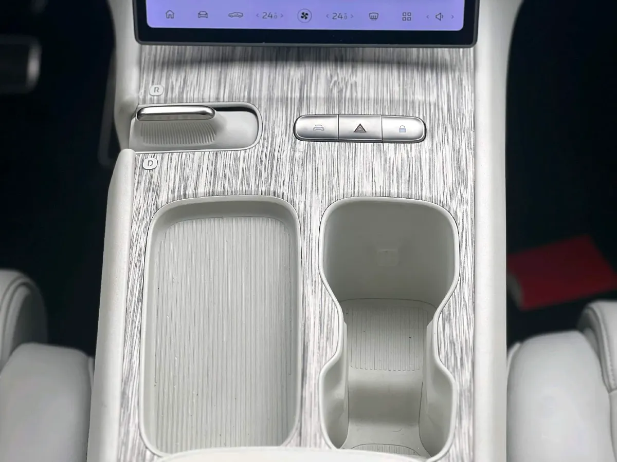 2021 Volkswagen ID.6 Crozz BEV 84.8KWH,autocango,china used car exporter,china ev exporter,chinese used car exporter,chinese used ev exporter