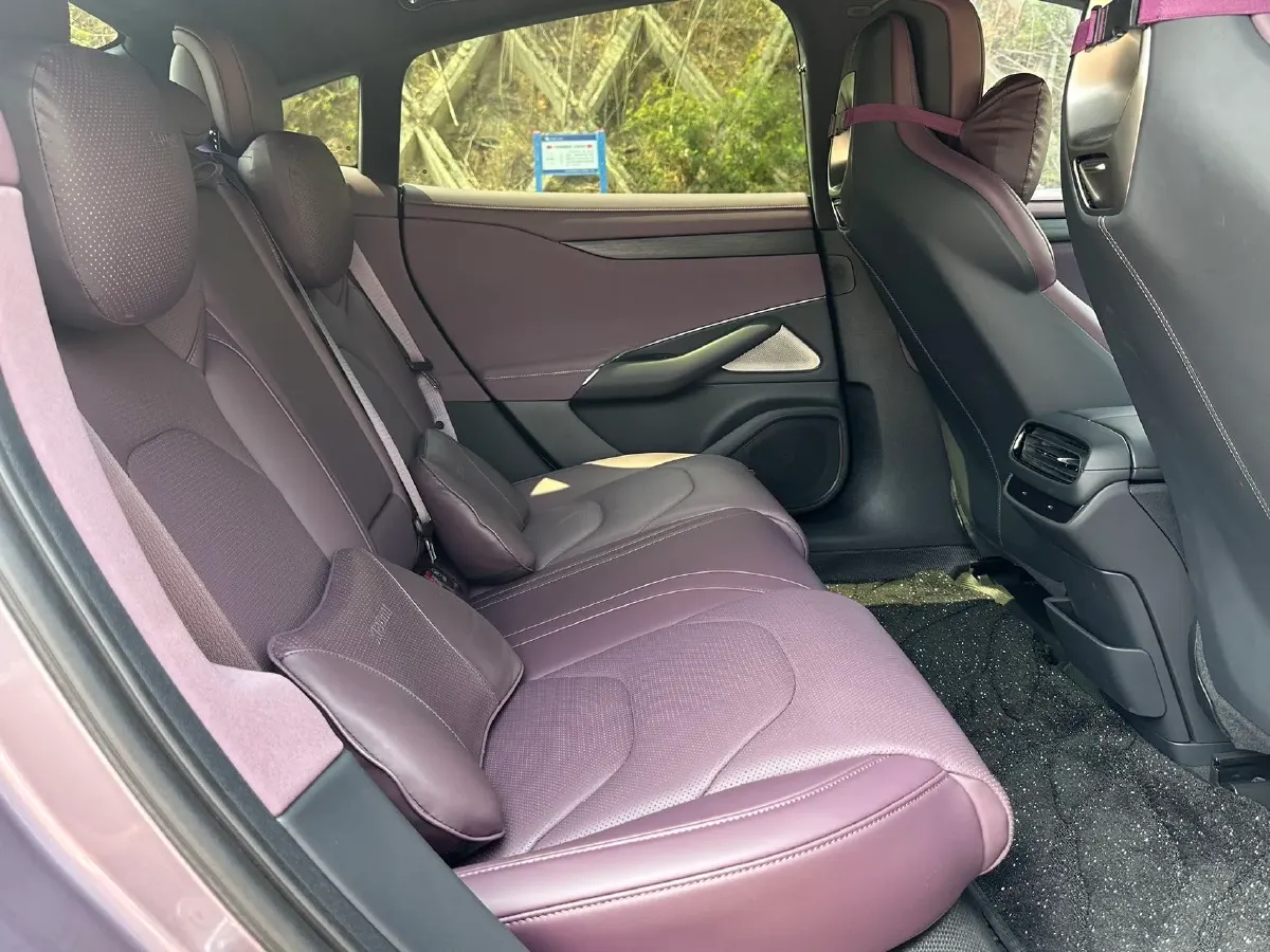 2024 MI SU7 BEV 101KWH,autocango,china used car exporter,china ev exporter,chinese used car exporter,chinese used ev exporter