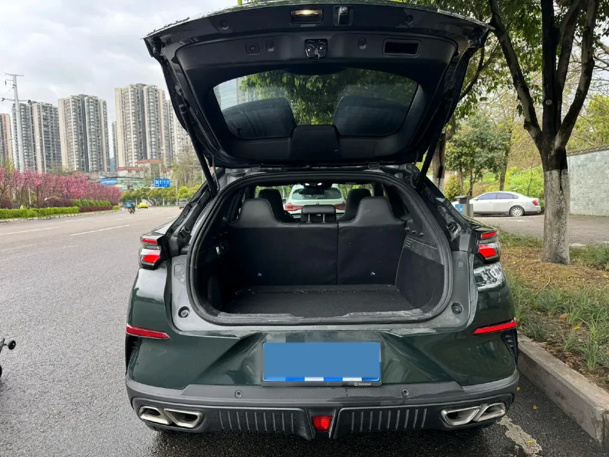 2022 ChangAn UNI-T 1.5T 188HP L4 7DCT,autocango,china used car exporter,china ev exporter,chinese used car exporter,chinese used ev exporter