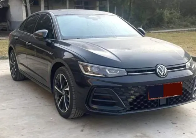 2025 Volkswagen Passat 2.0T 220HP L4 7DCT,autocango,china used car exporter,china ev exporter,chinese used car exporter,chinese used ev exporter