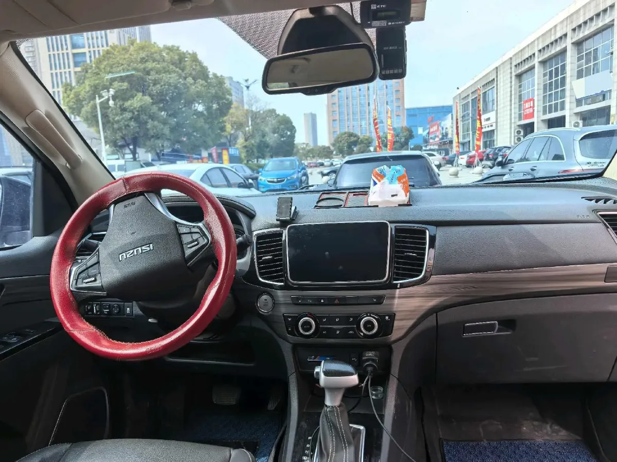 2020 Isuzu Mu-X 1.9T 166HP L4 6AT,autocango,china used car exporter,china ev exporter,chinese used car exporter,chinese used ev exporter