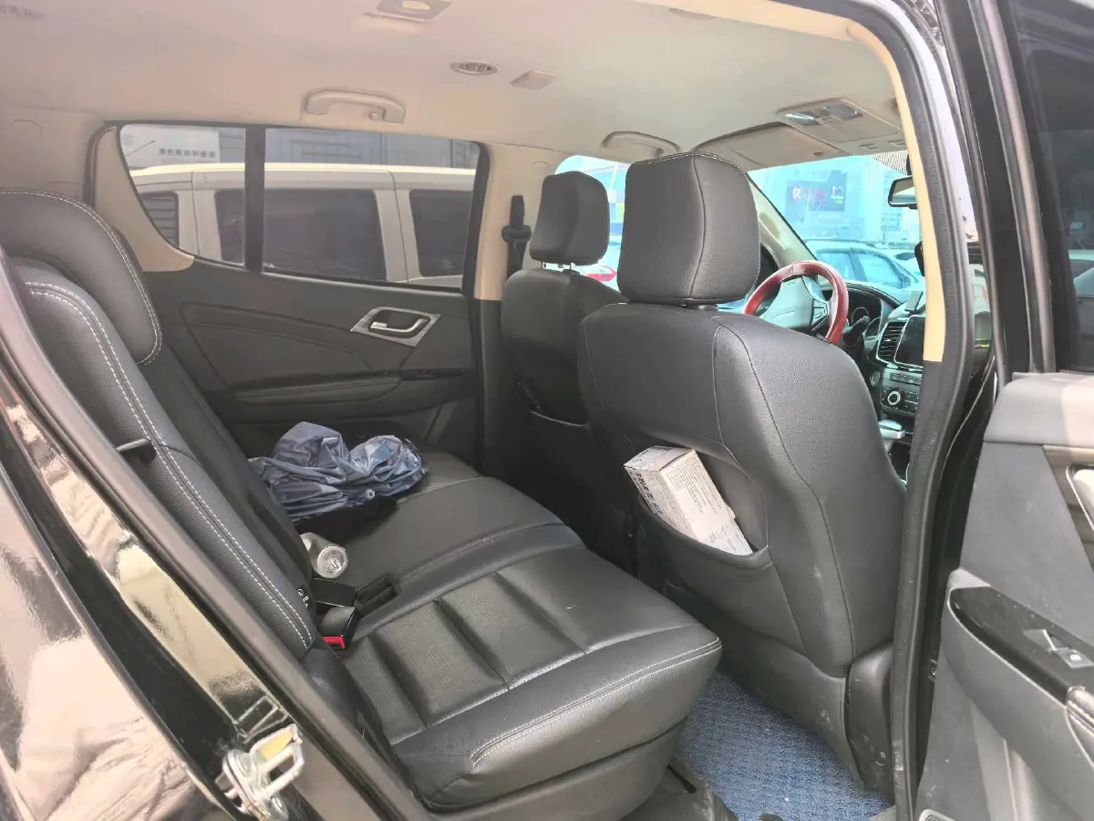 2020 Isuzu Mu-X 1.9T 166HP L4 6AT,autocango,china used car exporter,china ev exporter,chinese used car exporter,chinese used ev exporter