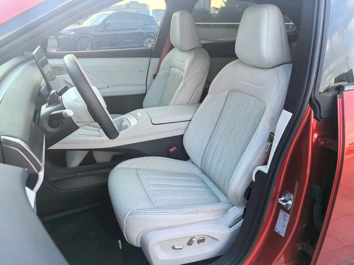 2024 ONVO L60 BEV 60KWH,autocango,china used car exporter,china ev exporter,chinese used car exporter,chinese used ev exporter