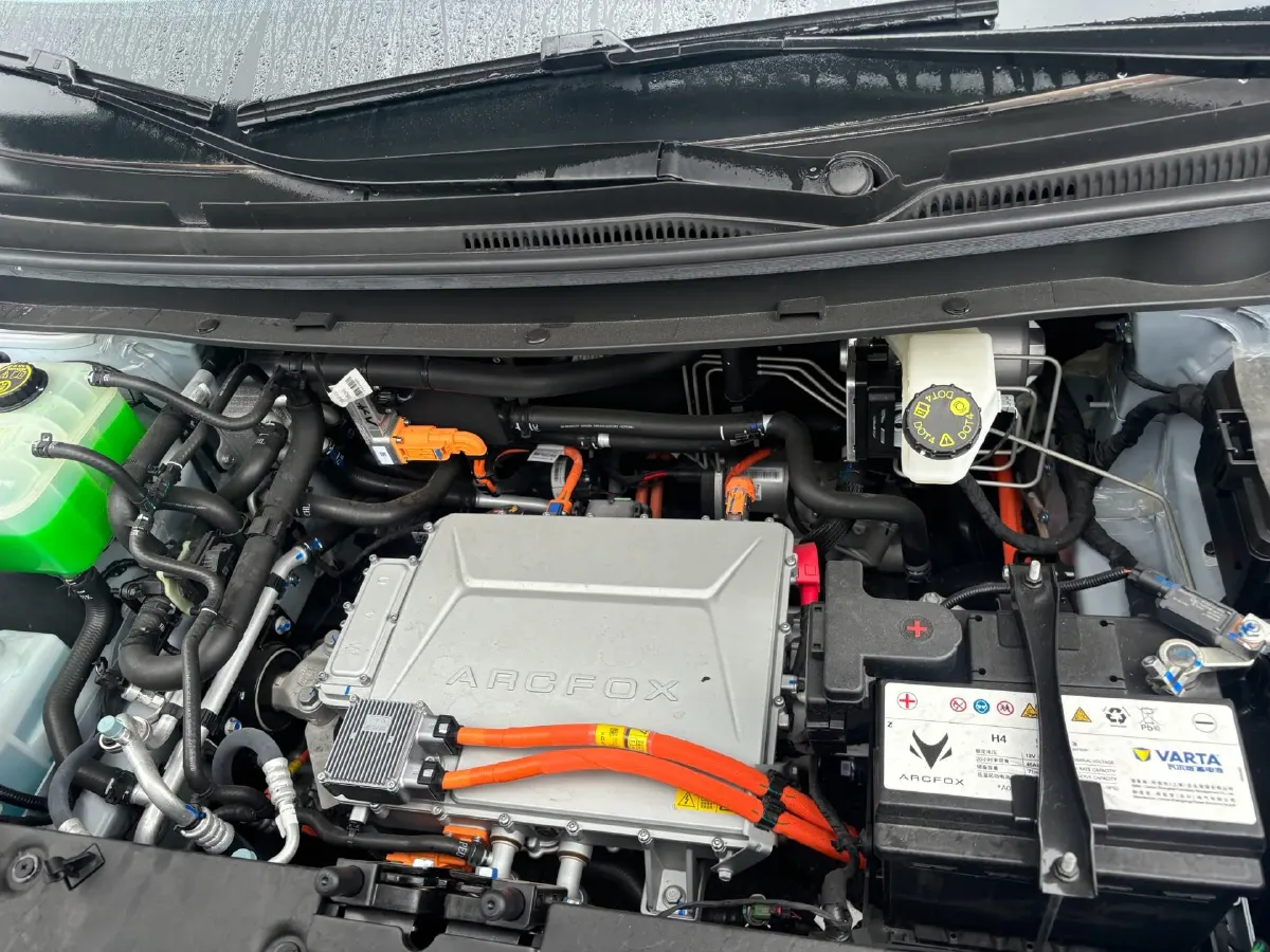 2024 ARCFOX KAOLA S BEV 58.8KWH,autocango,china used car exporter,china ev exporter,chinese used car exporter,chinese used ev exporter