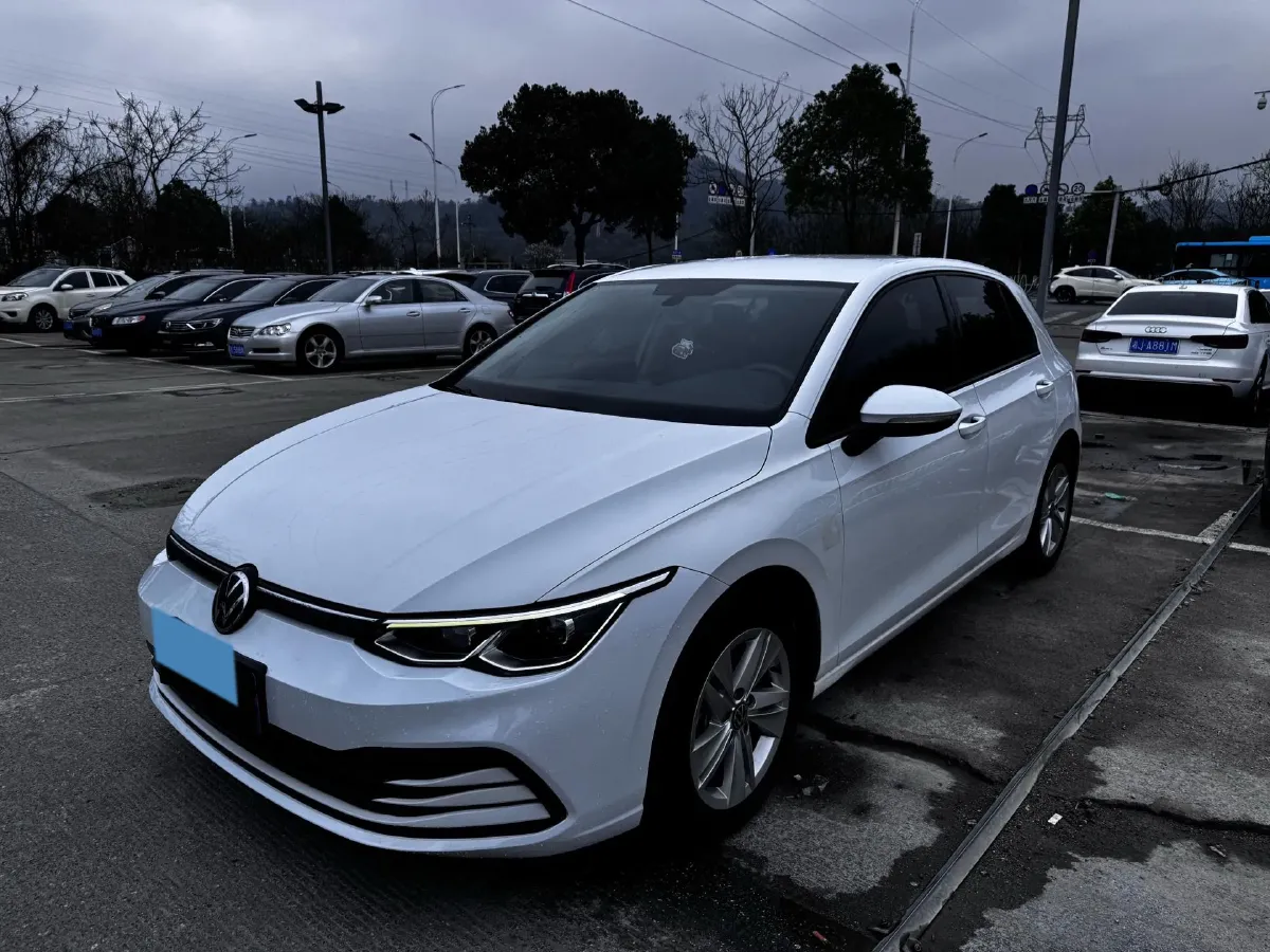 2021 Volkswagen Golf 1.2T 116HP L4 7DCT,autocango,china used car exporter,china ev exporter,chinese used car exporter,chinese used ev exporter