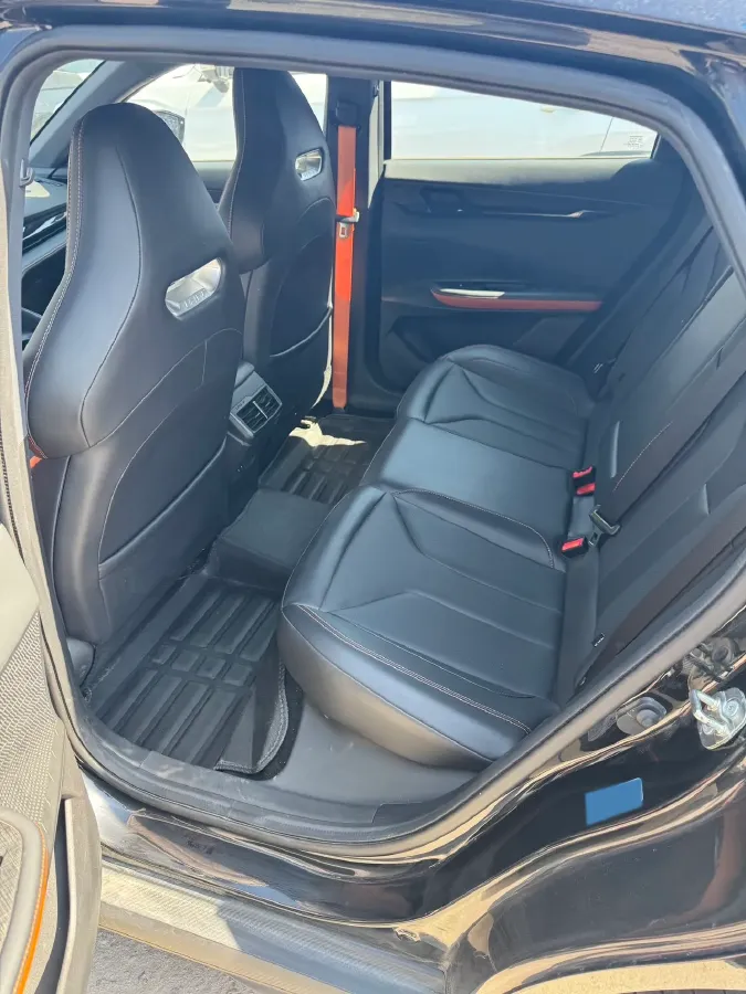 2023 ChangAn UNI-V 1.5T 188HP L4 7DCT,autocango,china used car exporter,china ev exporter,chinese used car exporter,chinese used ev exporter